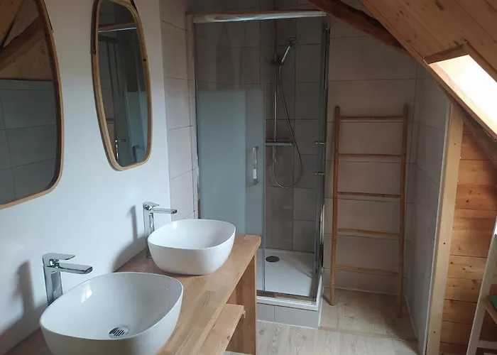 La Pironniere - Piscine, Nature, Au Bord De La Riviere Montreuil-sur-Maine