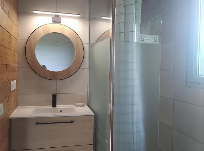 La Pironniere - Piscine, Nature, Au Bord De La Riviere Feriehus *