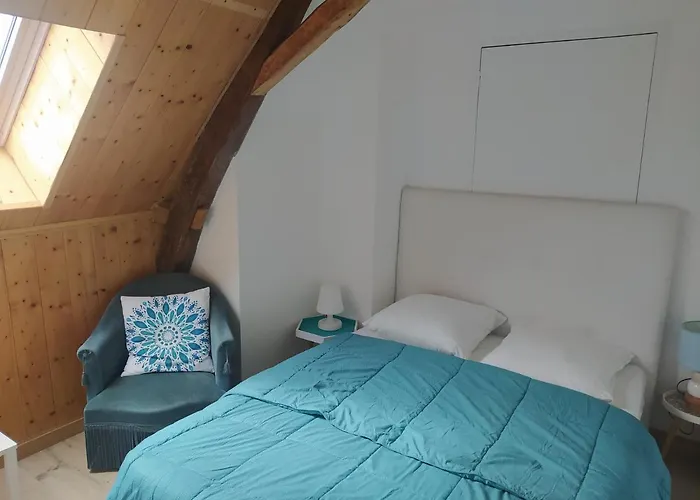 La Pironniere - Piscine, Nature, Au Bord De La Riviere Feriehus