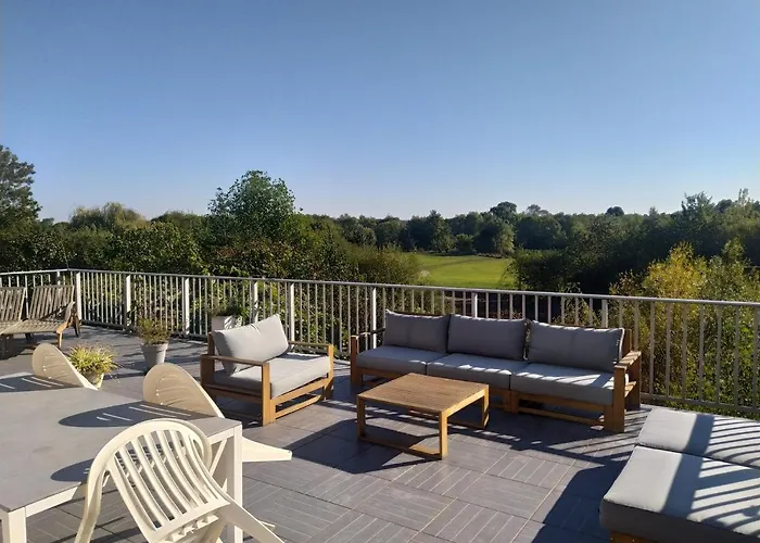 Feriehus La Pironniere - Piscine, Nature, Au Bord De La Riviere Montreuil-sur-Maine